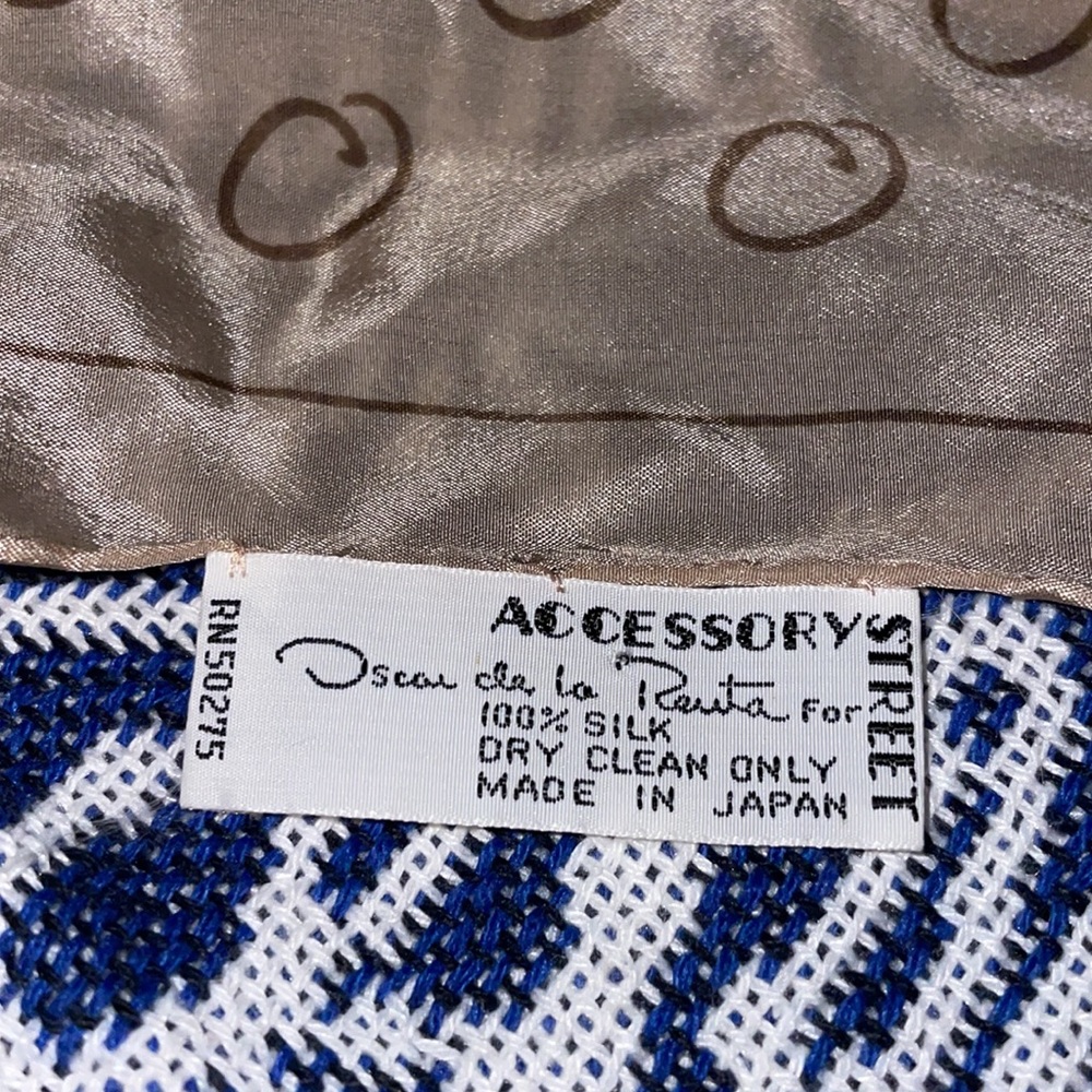 Vintage Oscar de la Renta Purse Scarf